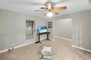 10922 Glen Oaks St, Beaumont, TX 77705 - Photo 28