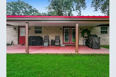 10922 Glen Oaks Street, Beaumont, TX 77705 - Photo 12