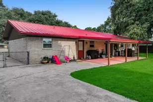 10922 Glen Oaks St, Beaumont, TX 77705 - Photo 8