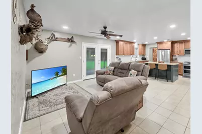 10922 Glen Oaks Street, Beaumont, TX 77705 - Photo 22