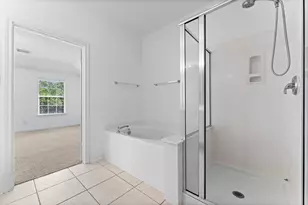39 E Burberry Cir, The Woodlands, TX 77384 - Photo 28