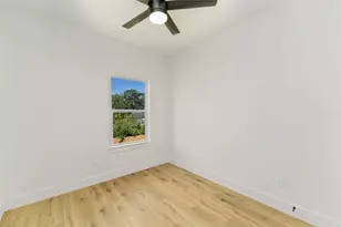 4605 Siegel St, Houston, TX 77009 - Photo 16