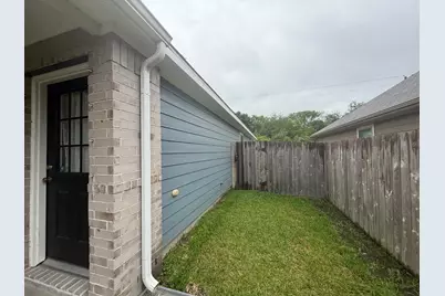 1174 Filly Creek Drive, Alvin, TX 77511 - Photo 6