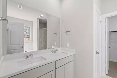 3627 Atlas Point Lane, Angleton, TX 77515 - Photo 16