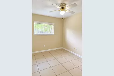 4910 Redfish Reef Drive, Bacliff, TX 77518 - Photo 10