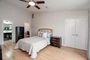 831 Saulnier St, Houston, TX 77019 - Photo 38
