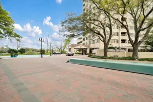 2001 Holcombe Blvd, Houston, TX 77030 - Photo 42