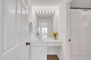 2001 Holcombe Blvd, Houston, TX 77030 - Photo 18