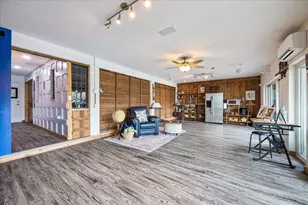 18305 Starboard Dr, Houston, TX 77058 - Photo 24