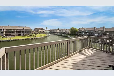 18305 Starboard Drive, Houston, TX 77058 - Photo 32