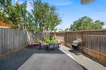 2613 Link Road, Houston, TX 77009 - Photo 6