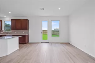 2243 Hawthorn Grv St, Beasley, TX 77417 - Photo 8