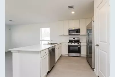 12114 Kellsway Court, Conroe, TX 77306 - Photo 6