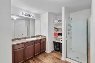 10035 Meadow Mill Forest Ln, Houston, TX 77044 - Photo 16
