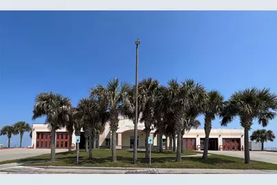 1080 N Monkhouse Drive, Crystal Beach, TX 77650 - Photo 14