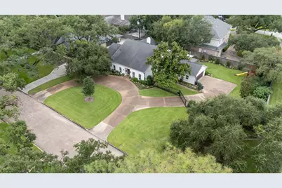 5687 Green Tree Road, Houston, TX 77056 - Photo 2