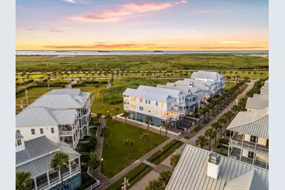 2602 E Seaside Drive, Galveston, TX 77550 - Photo 4