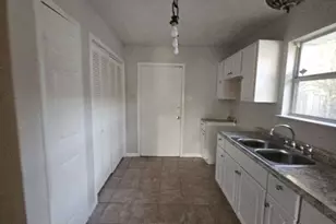 11919 Greenmesa Dr, Houston, TX 77044 - Photo 4