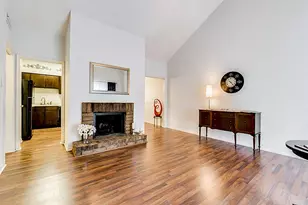 2100 Tanglewilde St, Houston, TX 77063 - Photo 4