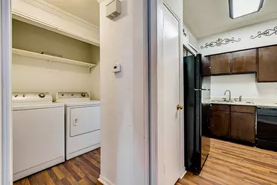 2100 Tanglewilde Street #296, Houston, TX 77063 - Photo 14