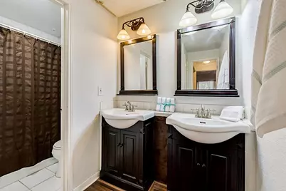 2100 Tanglewilde Street #296, Houston, TX 77063 - Photo 16