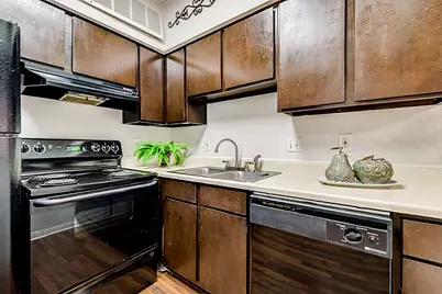 2100 Tanglewilde Street #296, Houston, TX 77063 - Photo 8