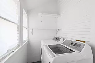 704 E 11th 1/2 St, Houston, TX 77008 - Photo 28