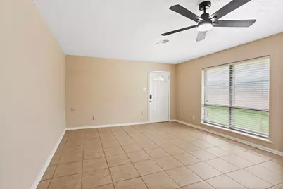 509 N 11th Street, La Porte, TX 77571 - Photo 10
