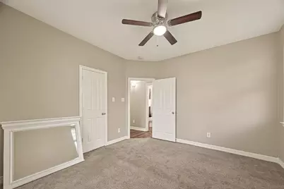14006 Martinique Lane, Mont Belvieu, TX 77523 - Photo 14