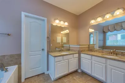 6906 Patterson Drive, Missouri City, TX 77459 - Photo 18