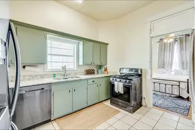 1628 17th, Galveston, TX 77550 - Photo 10