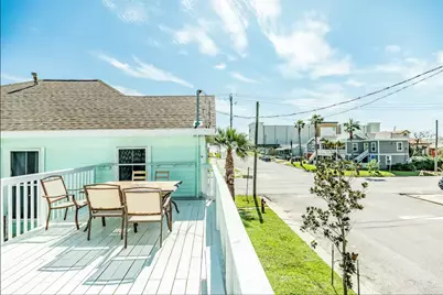 1628 17th, Galveston, TX 77550 - Photo 2