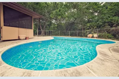 13927 Lynnwood Lane, Sugar Land, TX 77498 - Photo 10