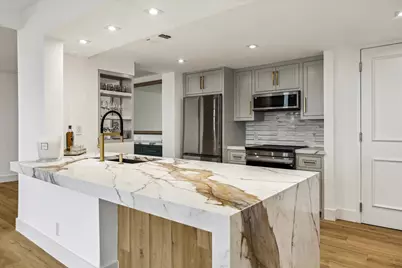 5001 Woodway Drive Drive #1806, Houston, TX 77056 - Photo 6