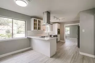 10827 Tupper Lake Dr, Houston, TX 77042 - Photo 14