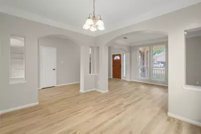 9107 Huckinston Court, Spring, TX 77379 - Photo 12