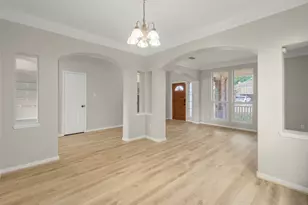 9107 Huckinston Ct, Spring, TX 77379 - Photo 12