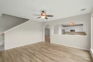 9107 Huckinston Ct, Spring, TX 77379 - Photo 6