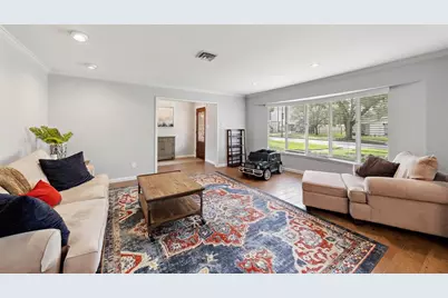 4922 Braesvalley Drive, Houston, TX 77096 - Photo 6