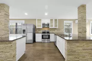 1709 Dan St, Houston, TX 77020 - Photo 10