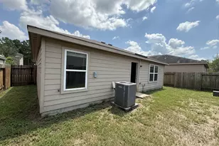 10527 Logger Pine Trail, Houston, TX 77088 - Photo 2