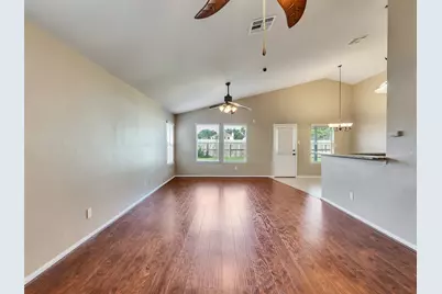 4027 Bentwood Drive, Dickinson, TX 77539 - Photo 14