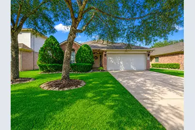 4027 Bentwood Drive, Dickinson, TX 77539 - Photo 1