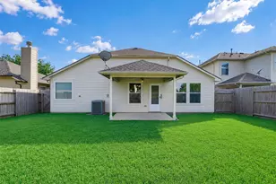 4027 Bentwood Dr, Dickinson, TX 77539 - Photo 34