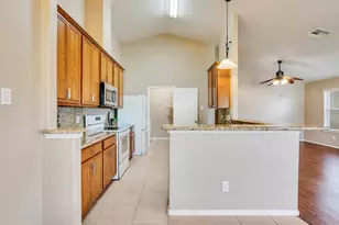 4027 Bentwood Dr, Dickinson, TX 77539 - Photo 22