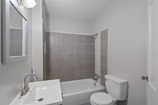 915 4th Ave N, Texas City, TX 77590 - Photo 14
