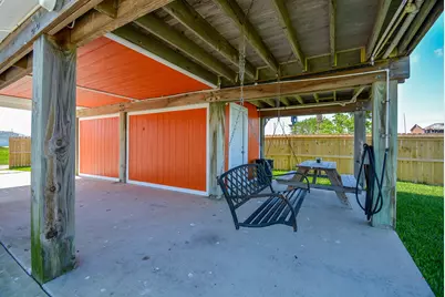 7120 E Hunter Dr, Hitchcock, TX 77563 - Photo 12