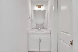 9016 Laverne Laurel Ln, Houston, TX 77080 - Photo 16