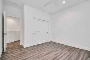 9016 Laverne Laurel Ln, Houston, TX 77080 - Photo 26