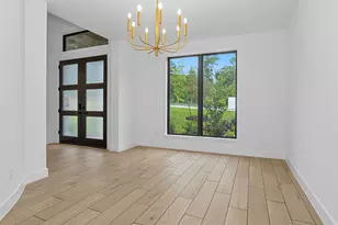 143 Pinehill Trails Ct, Willis, TX 77318 - Photo 6